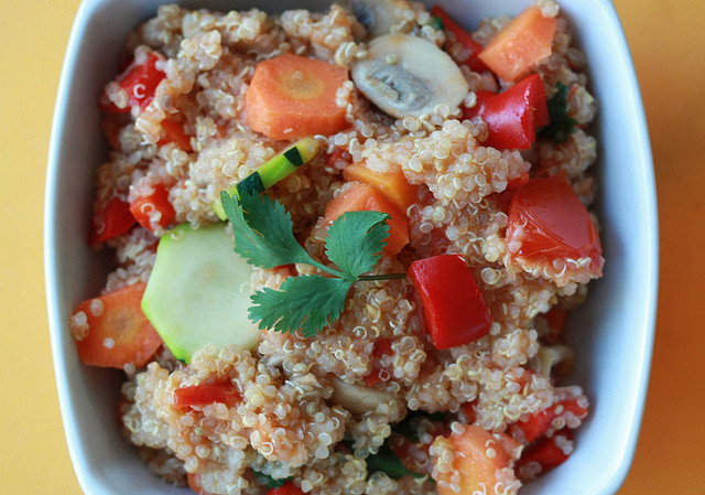 Plat à base de quinoa