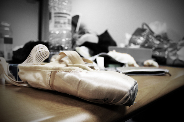 Pointes de danse usées.
