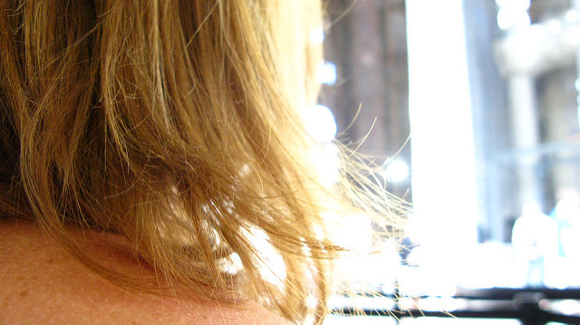 Cheveux de femme.