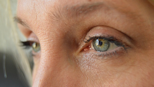 Regard yeux femme